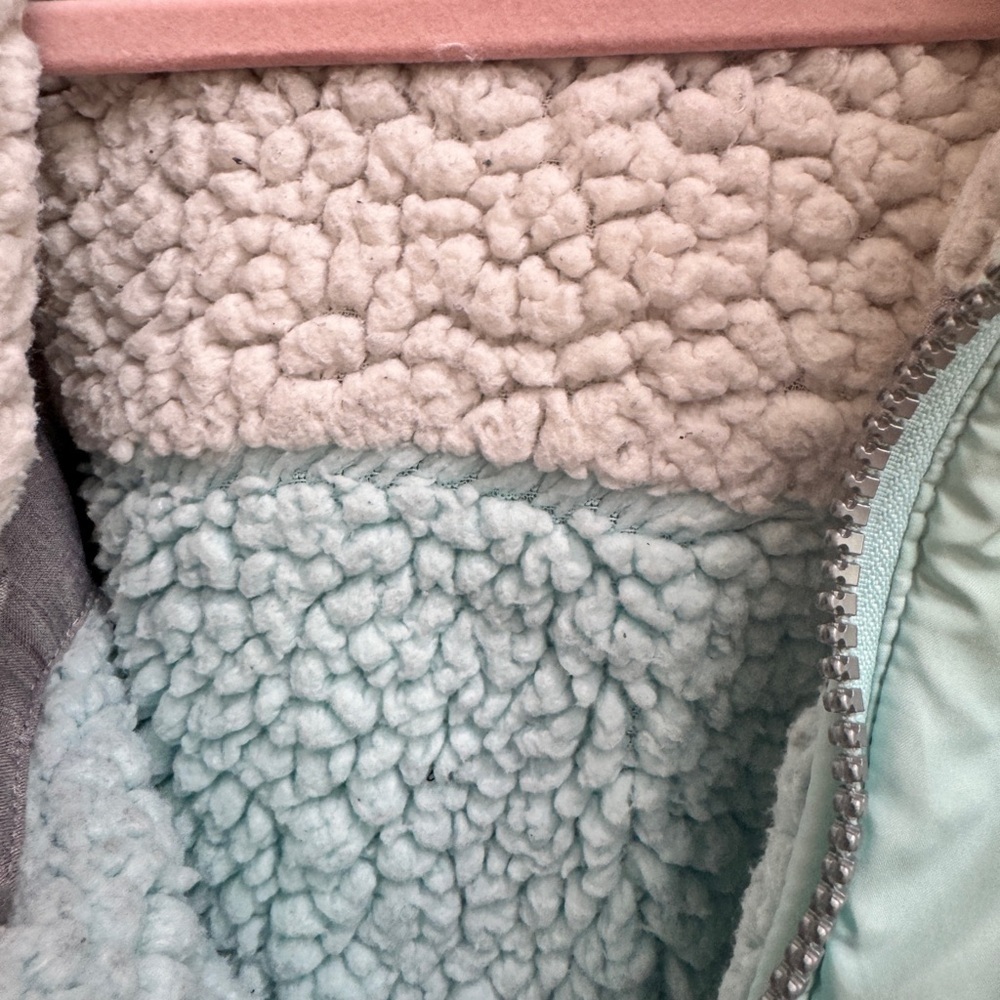Gerry Girls Size 6 Blue and Gray Kids Puffer Winter Warm Jacket - Picture 7 of 13